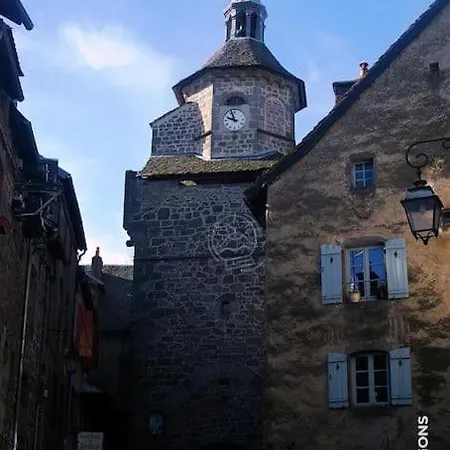 Des Remparts * Besse-et-Saint-Anastaise